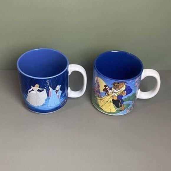 Set of 2 Vintage Disney Princess Coffee Cups - Picture 1 of 11